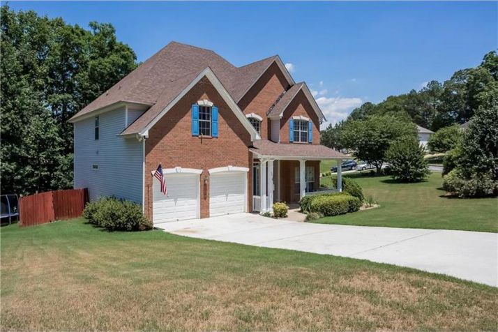 1745 Russells Pond Lane, Lawrenceville, GA 30043