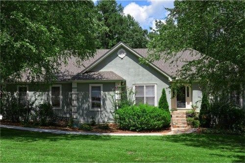 877 Pinbrook Drive, Lawrenceville, GA 30043