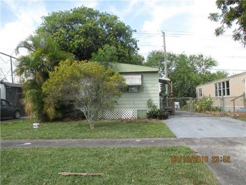700 NW 219, Hollywood, FL 33029