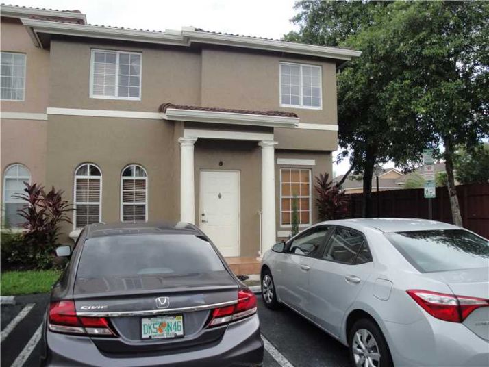 5275 NW 112th Ave # 8, Miami, FL 33178