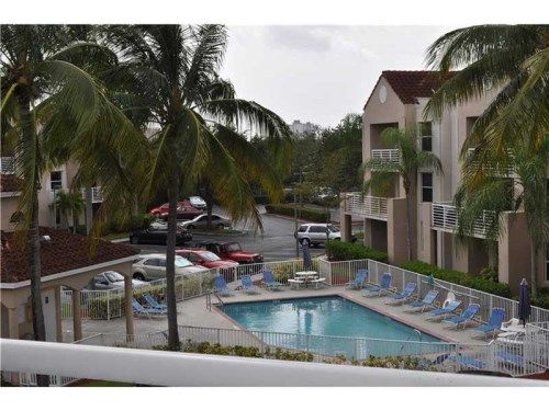 2731 Ocean Club Blvd # 302, Hollywood, FL 33019