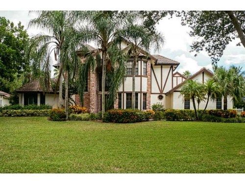 7001 NW 70th Street, Pompano Beach, FL 33067