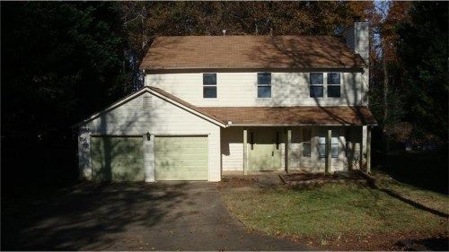 1029 Country Oaks Court, Lawrenceville, GA 30044