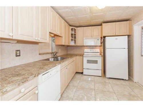 233 NE 14th Ave # 307, Hallandale, FL 33009