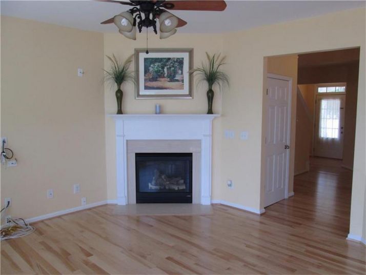 6080 Bentley Way, Cumming, GA 30040