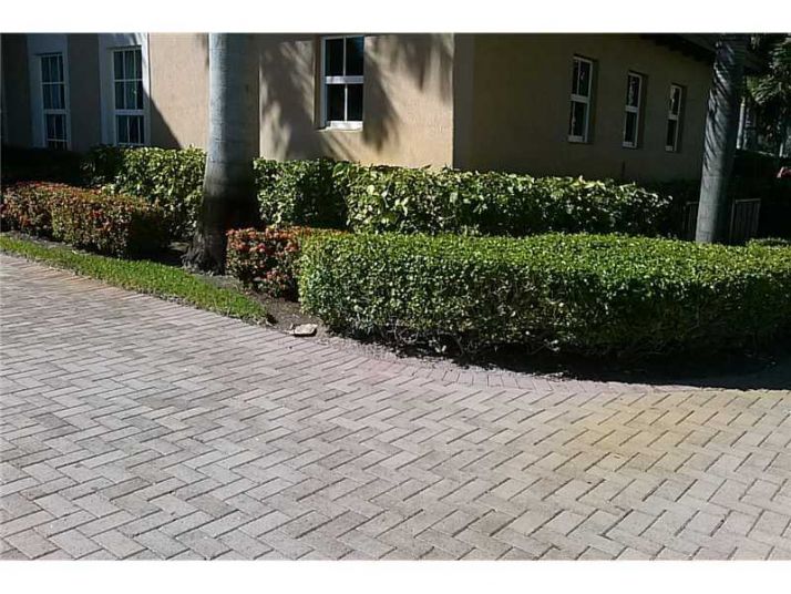 14739 SW 9th St # 3106, Hollywood, FL 33027