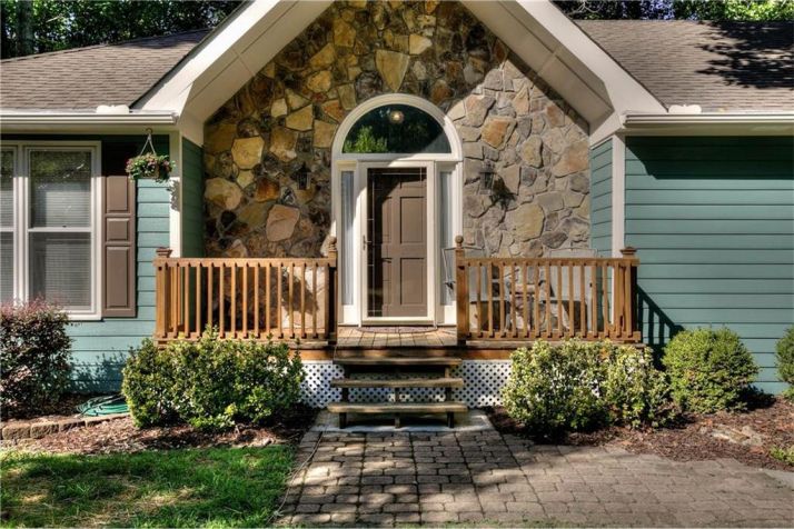 1420 Silver Fox Run, Woodstock, GA 30188