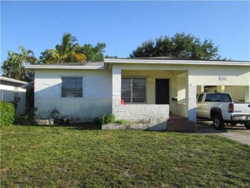 2128 CLEVELAND, Hollywood, FL 33020