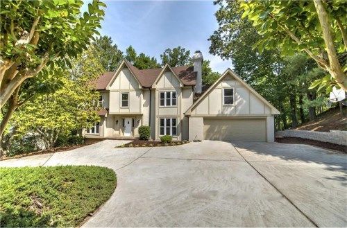 345 Crosstree Lane, Atlanta, GA 30328