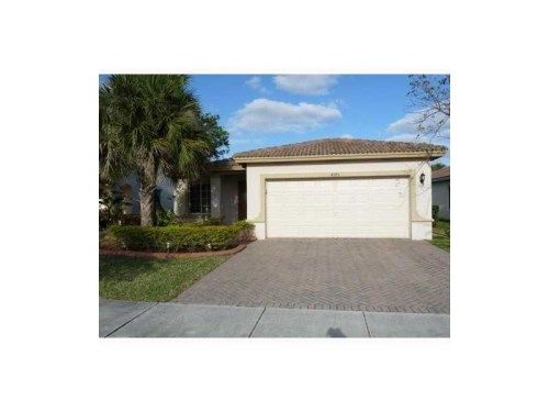 4595 SW 125, Hollywood, FL 33027