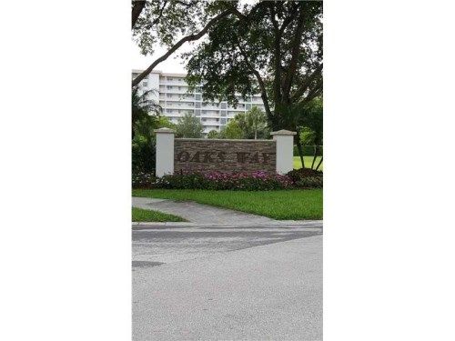 3520 Oaks Way # 107, Pompano Beach, FL 33069