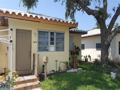 1919 Cleveland St, Hollywood, FL 33020
