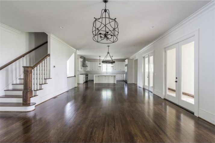 3817 Ivy Road, Atlanta, GA 30342