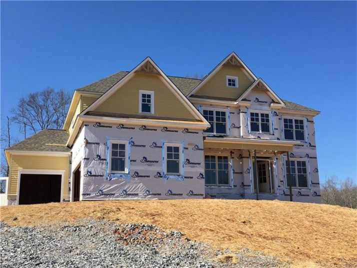 6020 Lakeaires Drive, Cumming, GA 30040