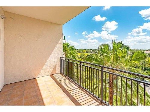 16102 Emerald Estates Dr # 428, Fort Lauderdale, FL 33331