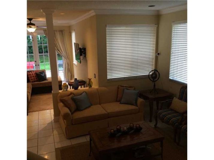 583 Talavera Rd, Fort Lauderdale, FL 33326