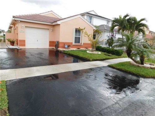 18930 NW 22nd St, Hollywood, FL 33029