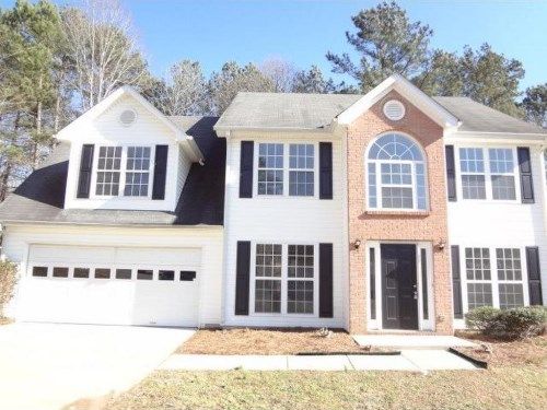 621 Simon Park Circle, Lawrenceville, GA 30045