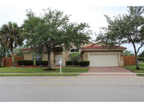 19176 SW 12 St, Hollywood, FL 33029