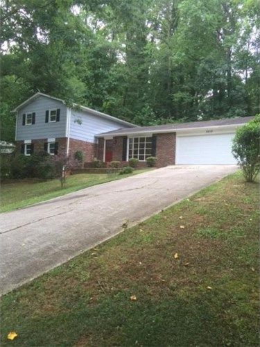 5512 Four Winds Drive Sw, Lilburn, GA 30047