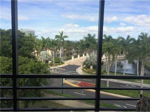 20500 W country club # 501, Miami, FL 33180