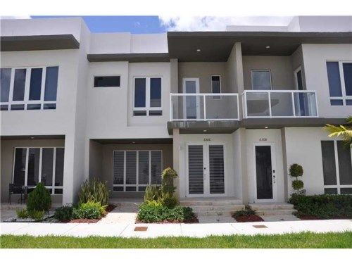 6306 NW 105th Pl, Miami, FL 33178