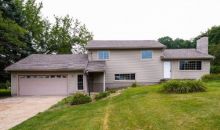 3157 Dewalt Dr Akron, OH 44312