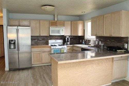 6574 Mulberry Drive, Anchorage, AK 99502
