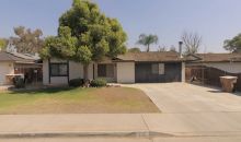 712 Iris Street Bakersfield, CA 93308