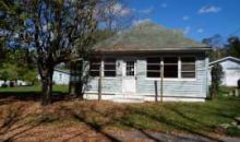 201 Wynlyne Rd Low Moor, VA 24457