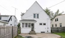 520 74th St Kenosha, WI 53143