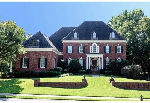 447 Langley Oaks Dr SE, Marietta, GA 30067
