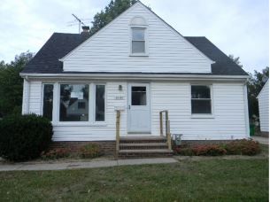 30319 Fern Dr, Eastlake, OH 44095