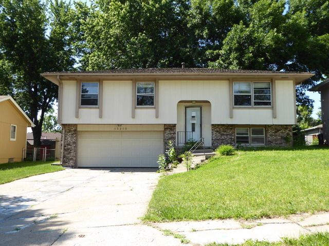 15205 Madison St, Omaha, NE 68137