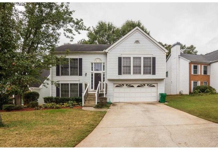 1001 Brandon Ln, Stone Mountain, GA 30083