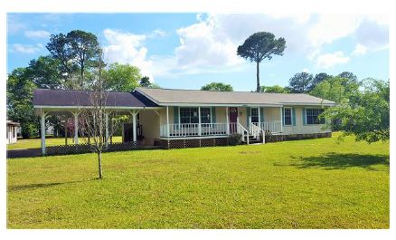 7520 Frank Griffin Rd, Moss Point, MS 39563