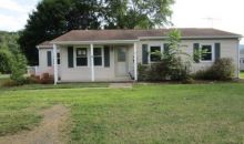 5 Wayburn St Churchville, VA 24421