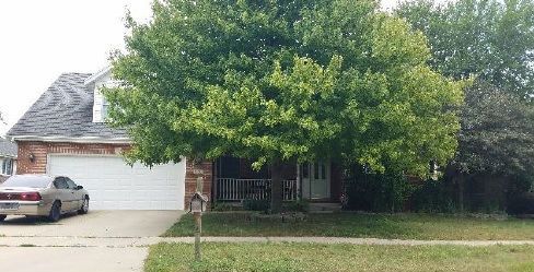 18351 Holland Rd, Lansing, IL 60438