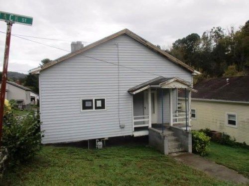 54 Mack St, Fairmont, WV 26554