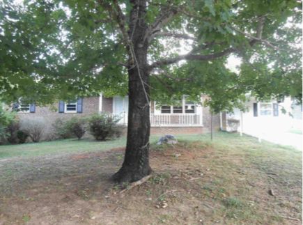 702 Bennett St, Asheboro, NC 27203
