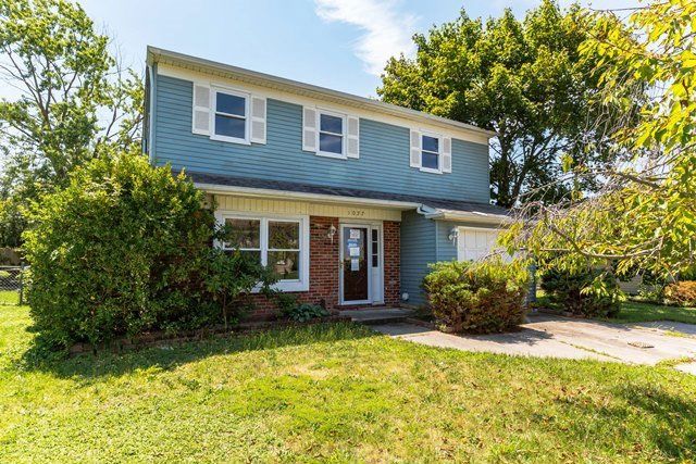 1027 Micawber Dr, Williamstown, NJ 08094