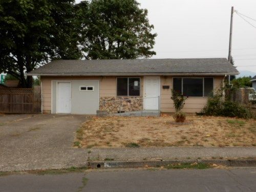 992 Quinalt Street, Springfield, OR 97477