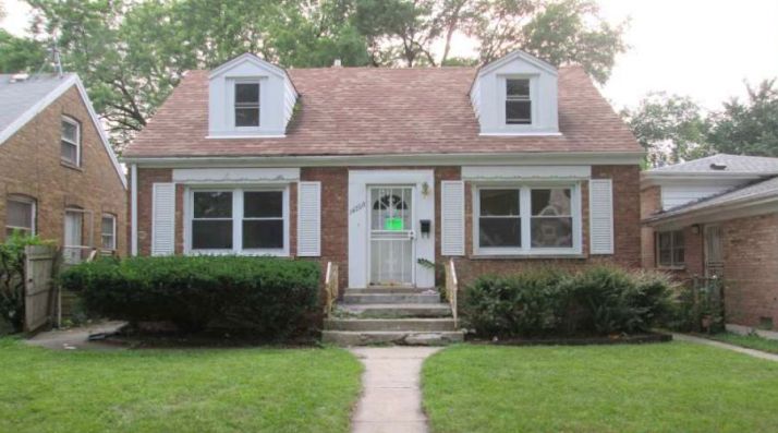 14208 S State St, Riverdale, IL 60827