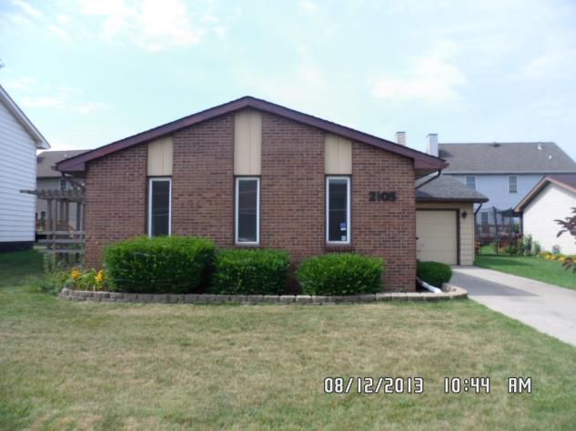 2105 Jeorse Cir, East Chicago, IN 46312