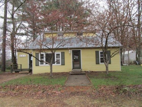 42 Brookside Ave, Conway, NH 03818