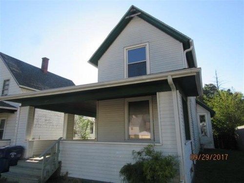 722 S 7TH STREET, Clinton, IA 52732