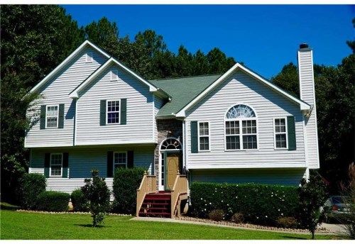 53 Greatwood Dr, White, GA 30184