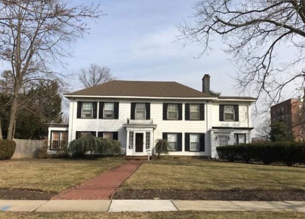 58 Cathedral Ave, Hempstead, NY 11550