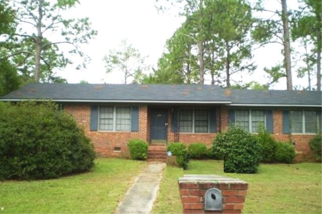1121 St Andrews Dr, Albany, GA 31707