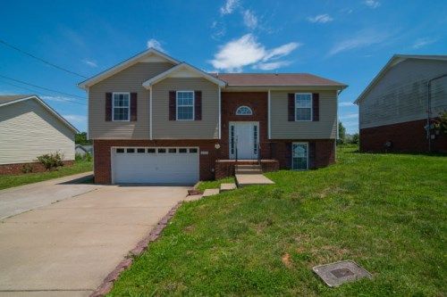 3399 Bradfield Drive, Clarksville, TN 37042